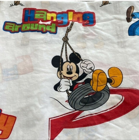 Disney Mickey Mouse Twin Sized Sheet Set - Picture 2 of 9